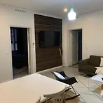아파트 Unique & Premium Apartment With Free Wifi & Parking For 2 Cars In The Center Of Kerava 케라바