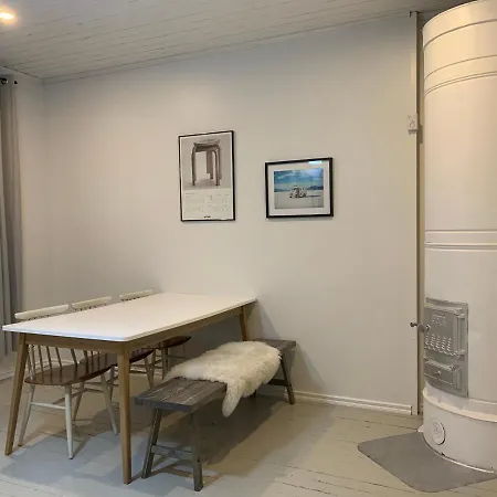 Unique & Premium Apartment With Free Wifi & Parking For 2 Cars In The Center Of Kerava דירה קראבה
