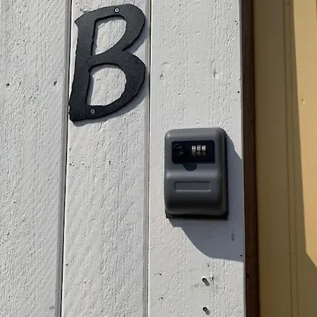 Unique & Premium Apartment With Free Wifi & Parking For 2 Cars In The Center Of Kerava Керава